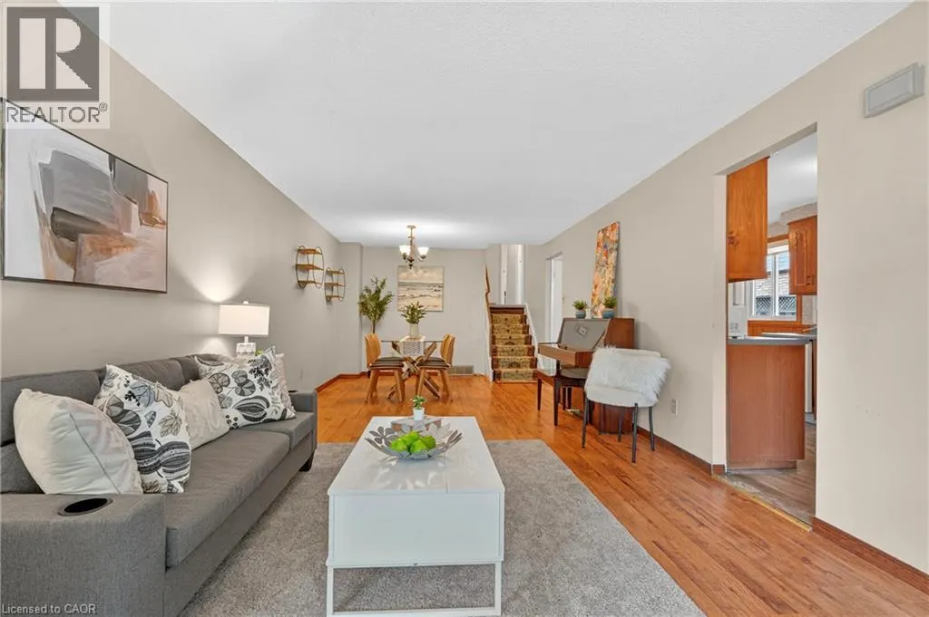 73 NORTHVIEW HEIGHTS Drive