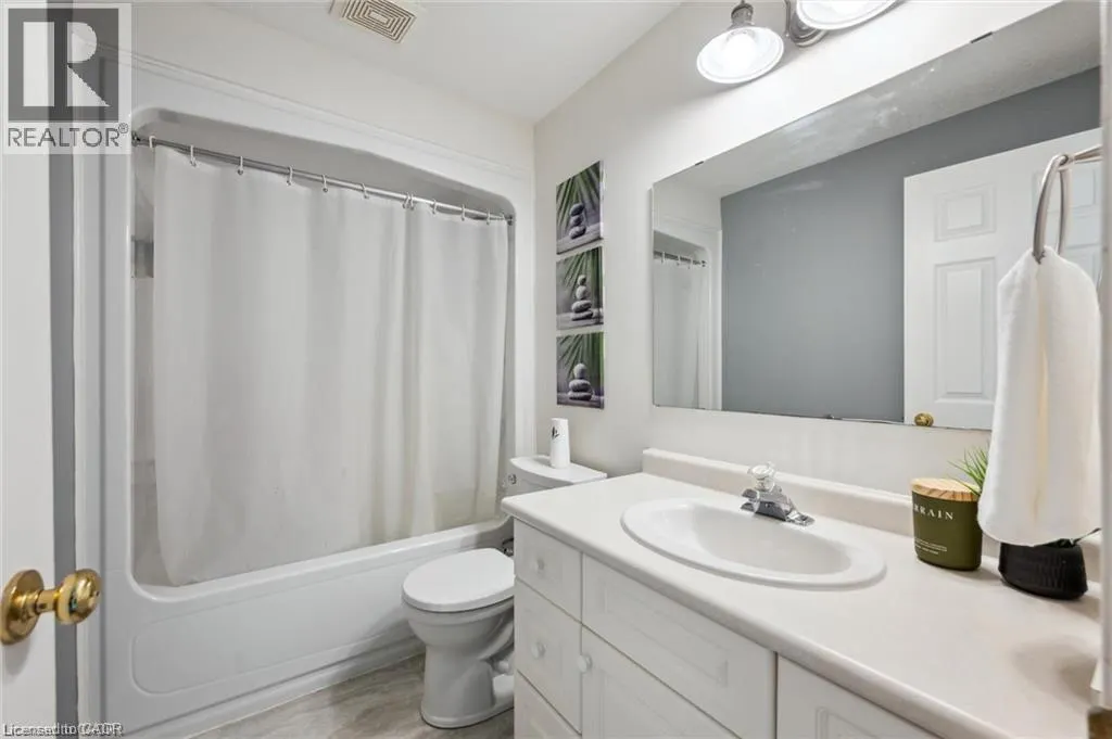41 MUNROE Crescent Unit# Lower, #Lower