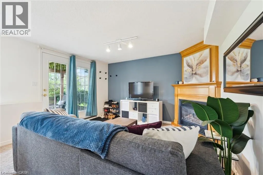 41 MUNROE Crescent Unit# Lower, #Lower