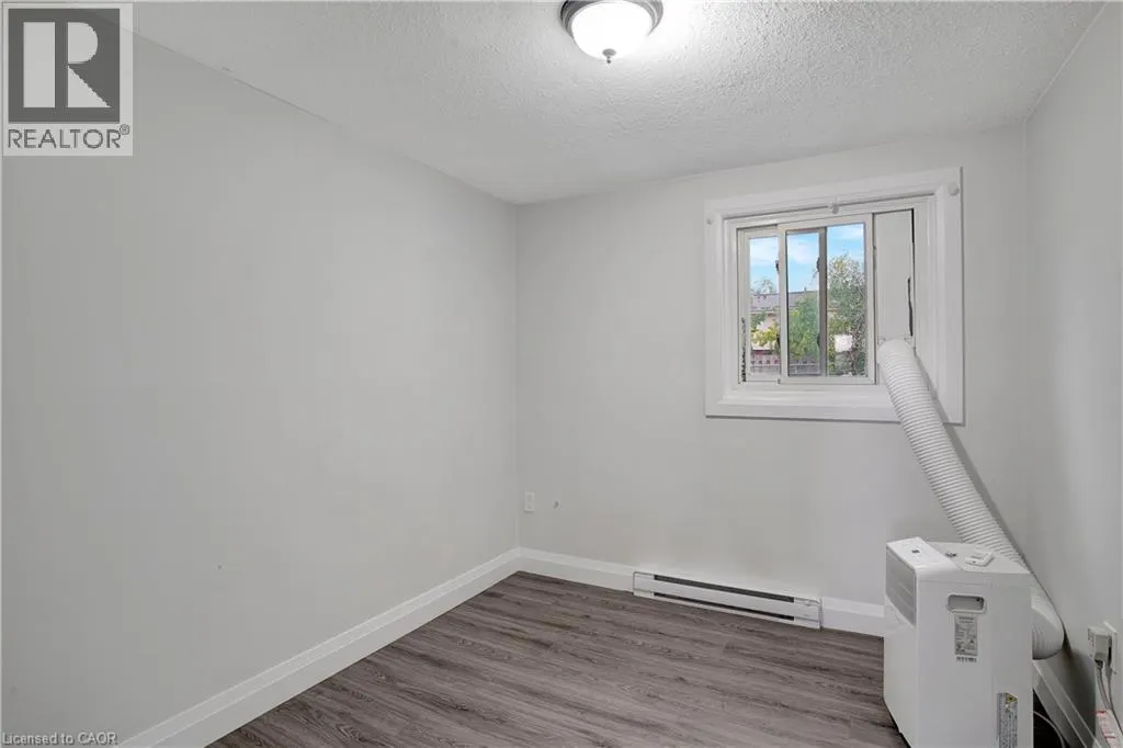162 JANSEN Avenue Unit# 25, #25