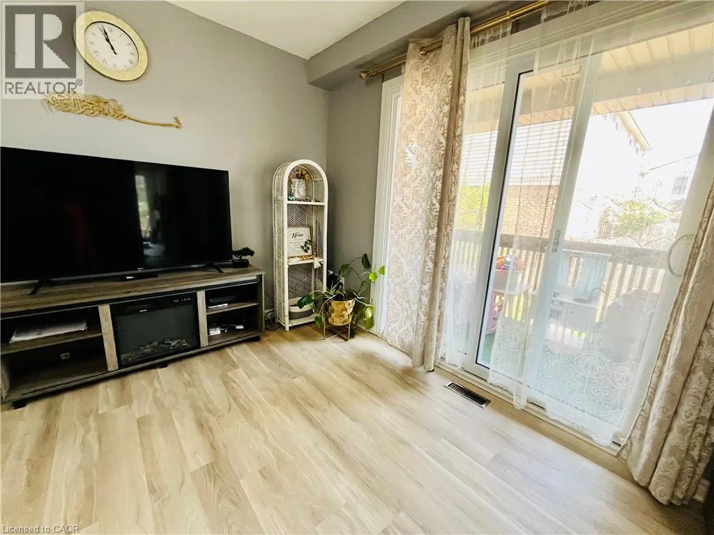 1300 UPPER OTTAWA Street Unit# 18, #18
