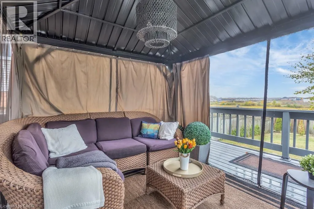 123 JOHN DAVIES Drive