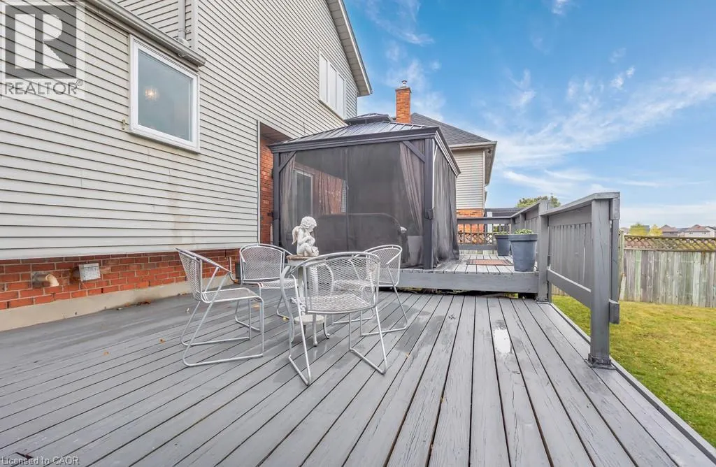 123 JOHN DAVIES Drive