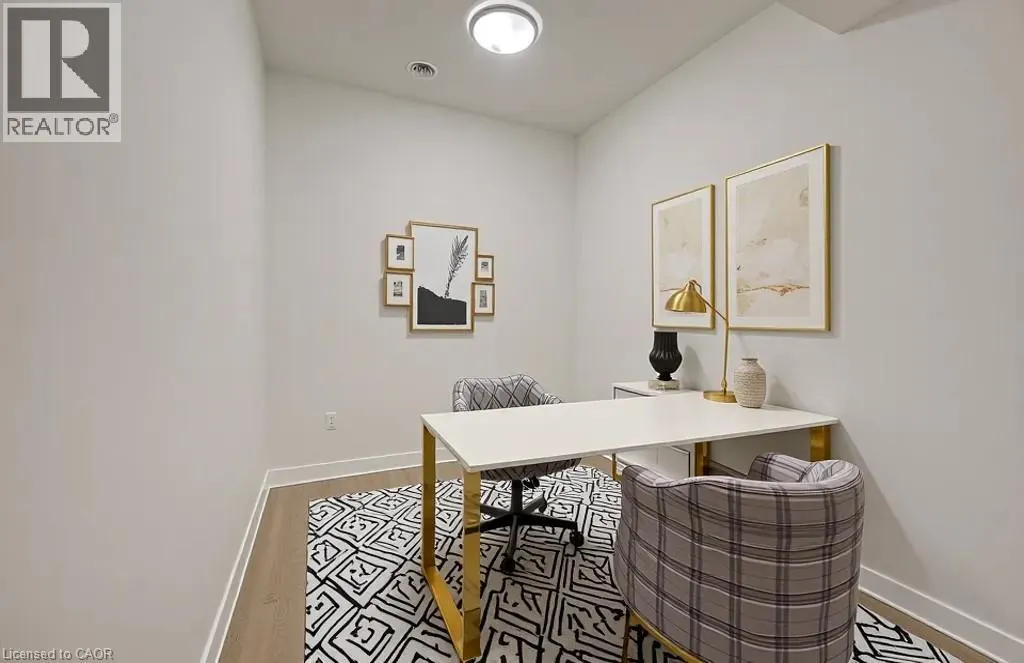 25 WELLINGTON Street S Unit# 1708, #1708