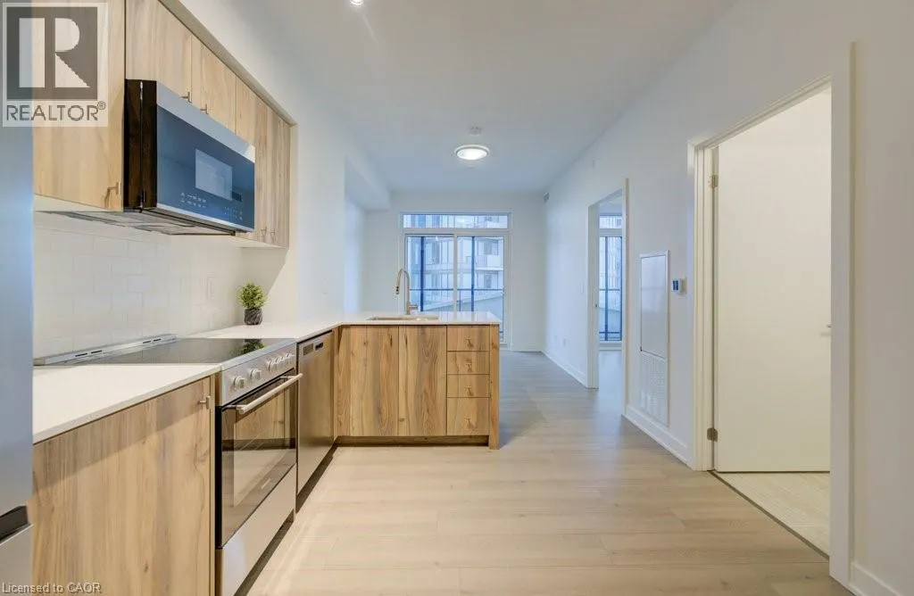 25 WELLINGTON Street S Unit# 1708, #1708