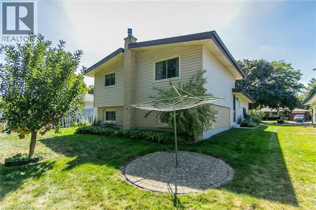 410 DUNVEGAN Drive
