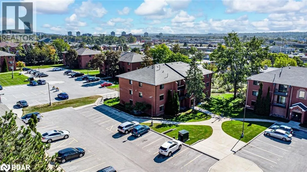 167 EDGEHILL Drive Unit# E9, #E9