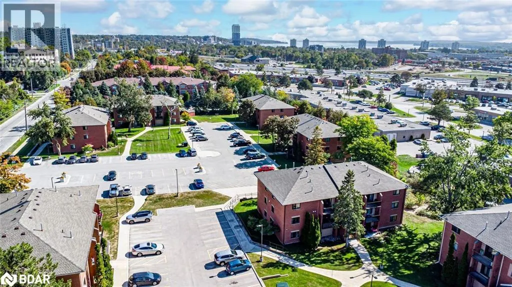 167 EDGEHILL Drive Unit# E9, #E9