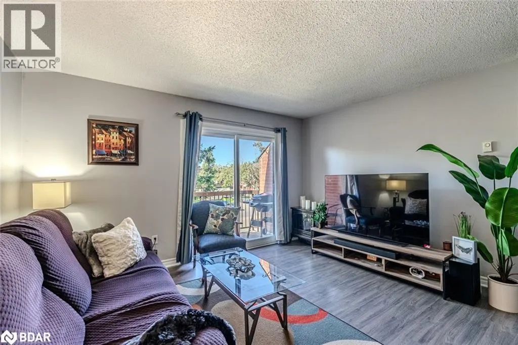 167 EDGEHILL Drive Unit# E9, #E9