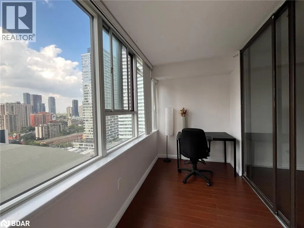45 CARLTON Street Unit# PH11, #PH11