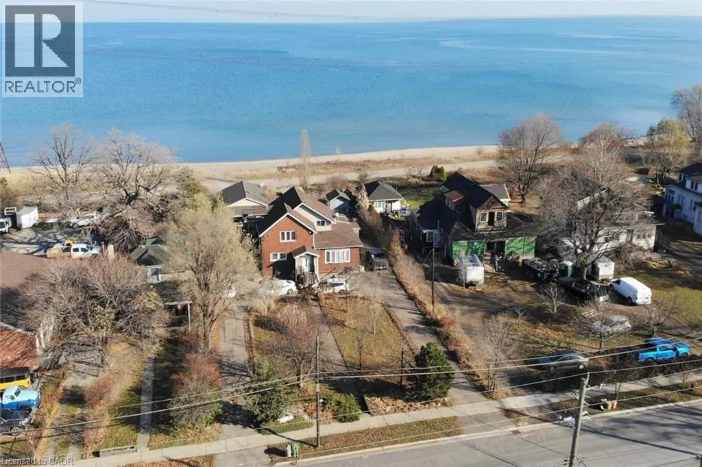 645 BEACH Boulevard