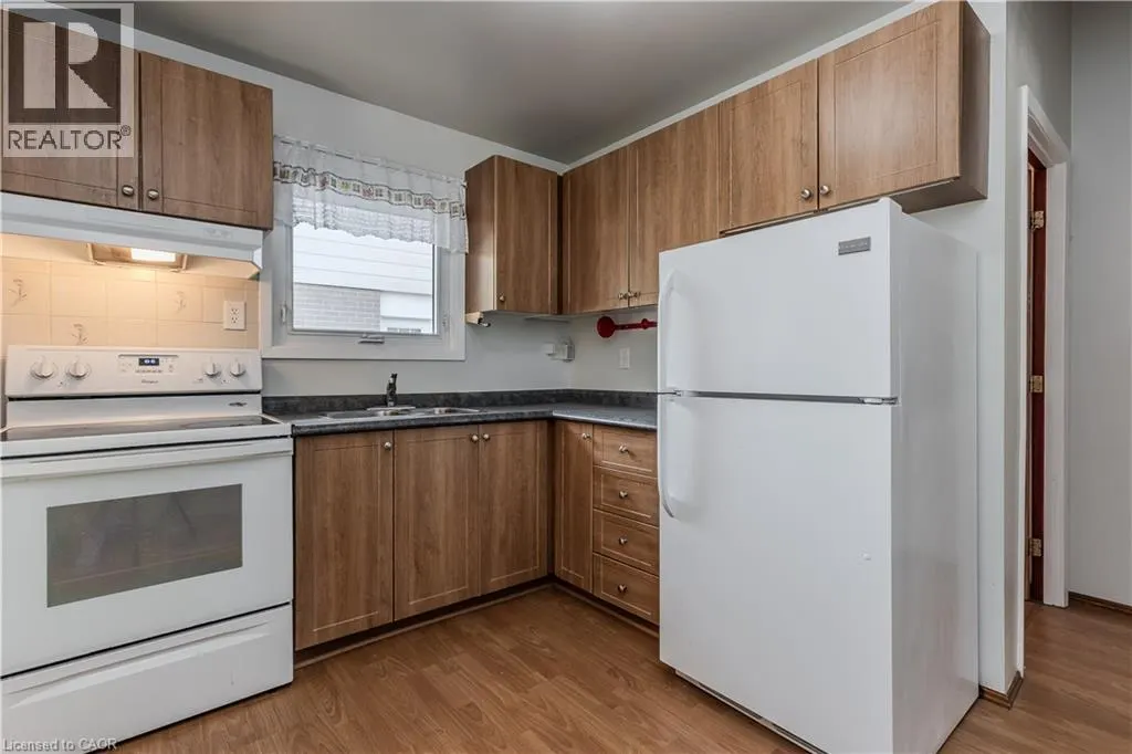 196 MENDEL Court
