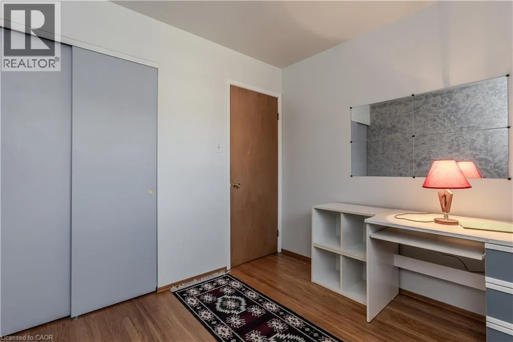 196 MENDEL Court