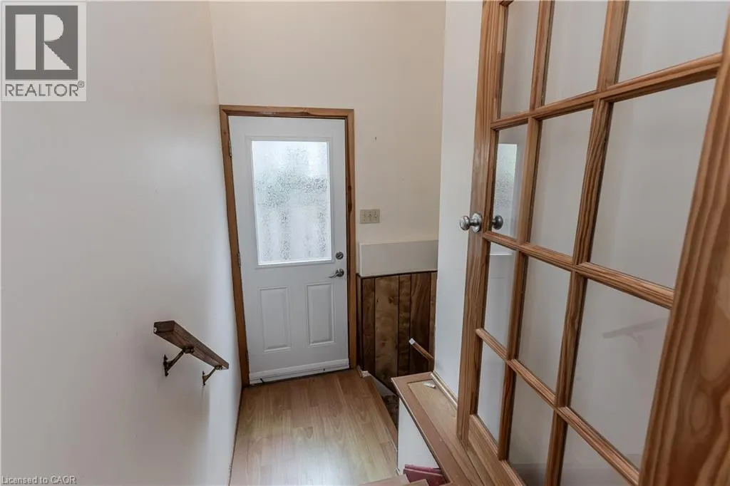 196 MENDEL Court