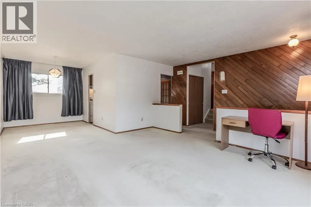 196 MENDEL Court