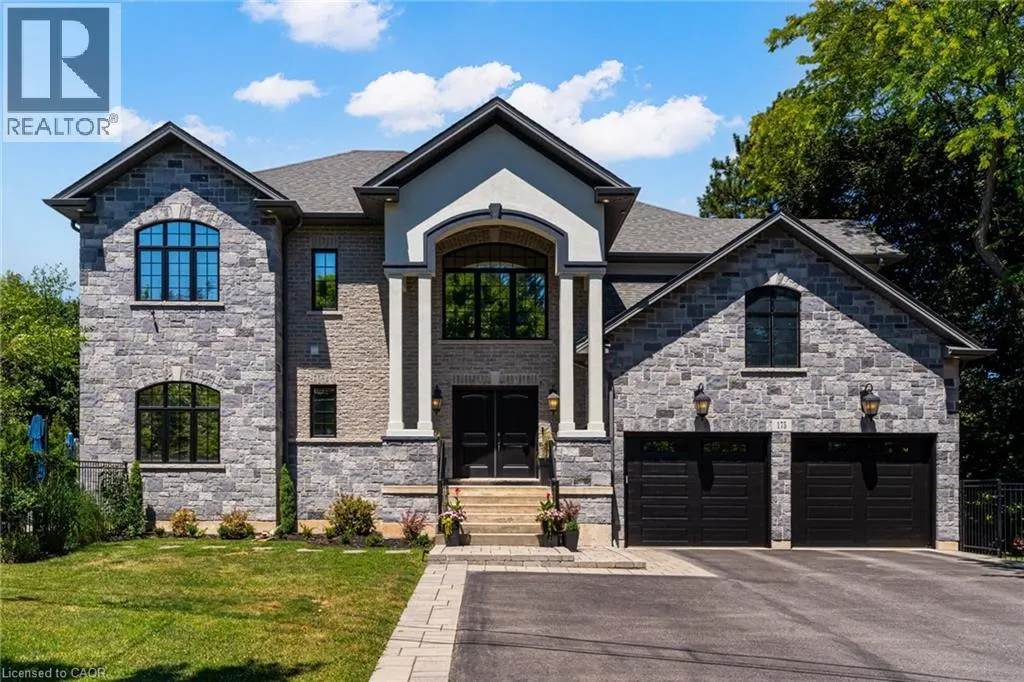 175 OAKHILL Place