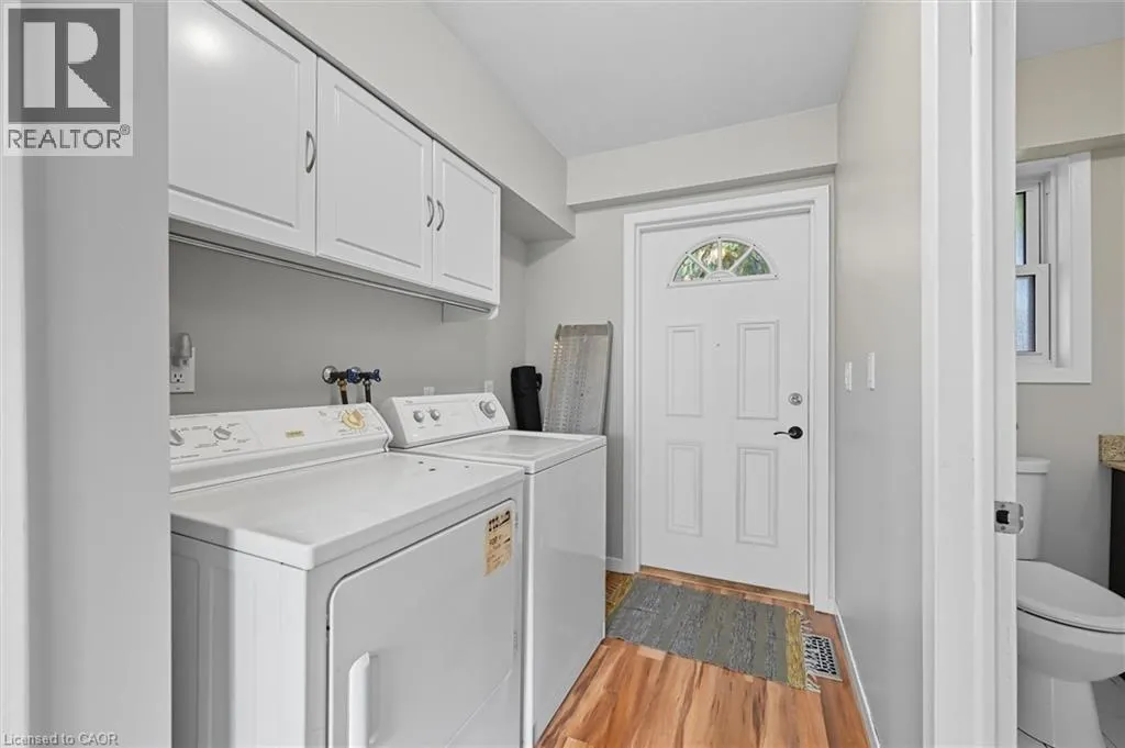 966 UPPER SHERMAN Avenue