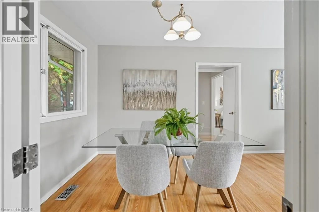 966 UPPER SHERMAN Avenue