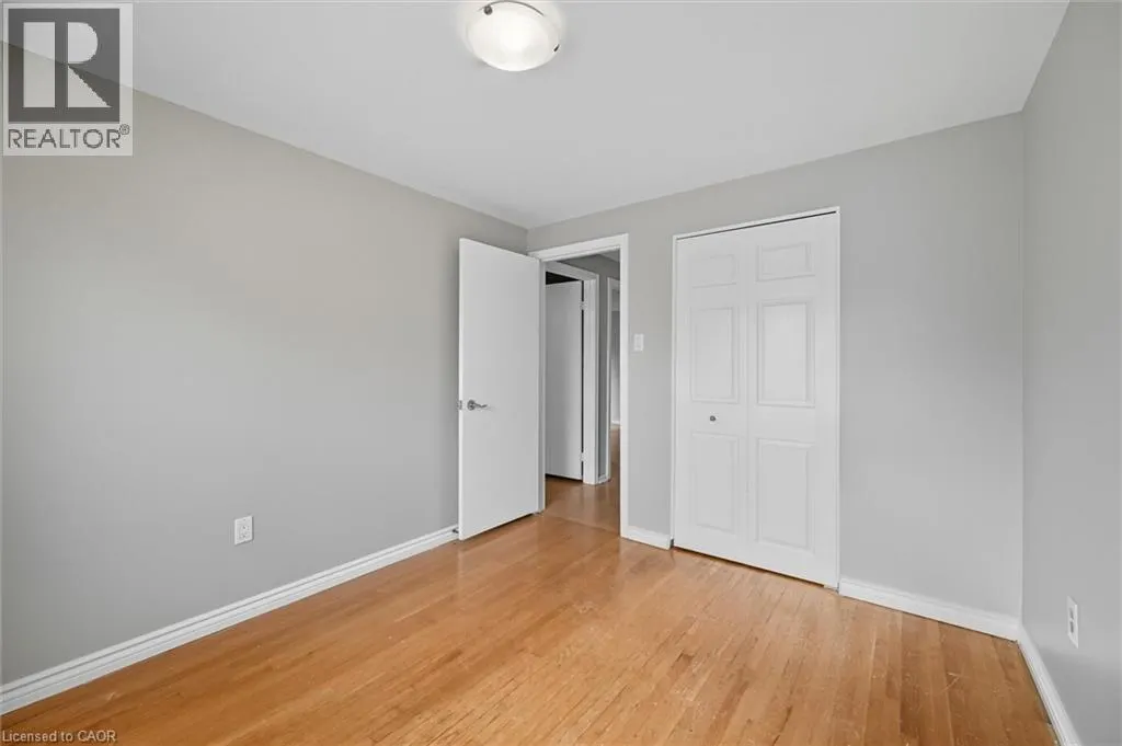966 UPPER SHERMAN Avenue