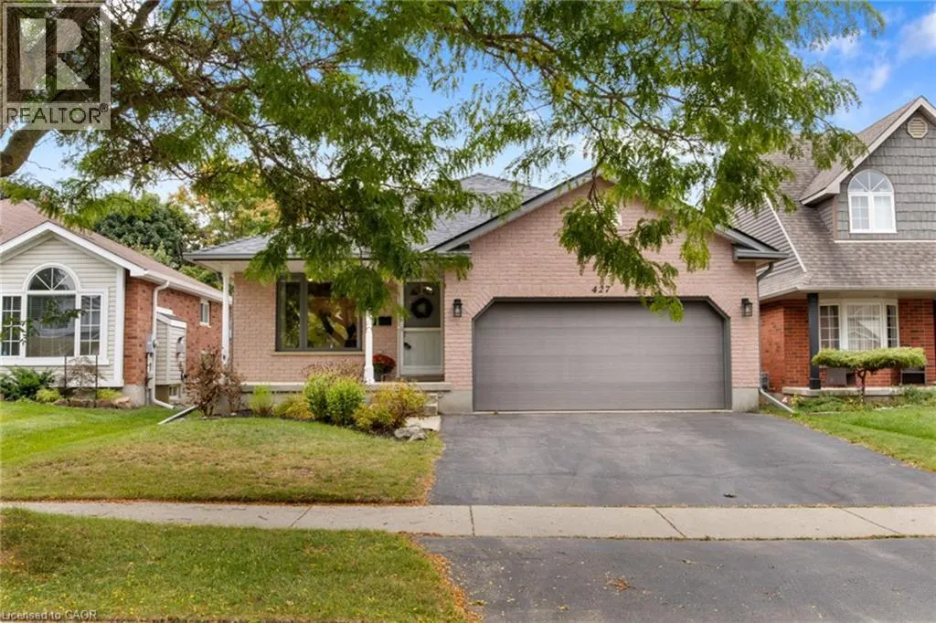 427 DANSBURY Drive