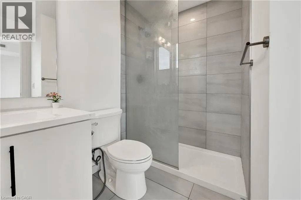 15 WELLINGTON Street S Unit# 2109, #2109