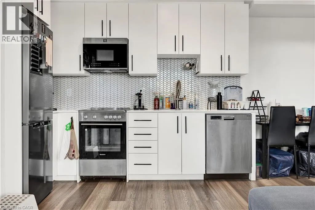 15 WELLINGTON Street S Unit# 2109, #2109