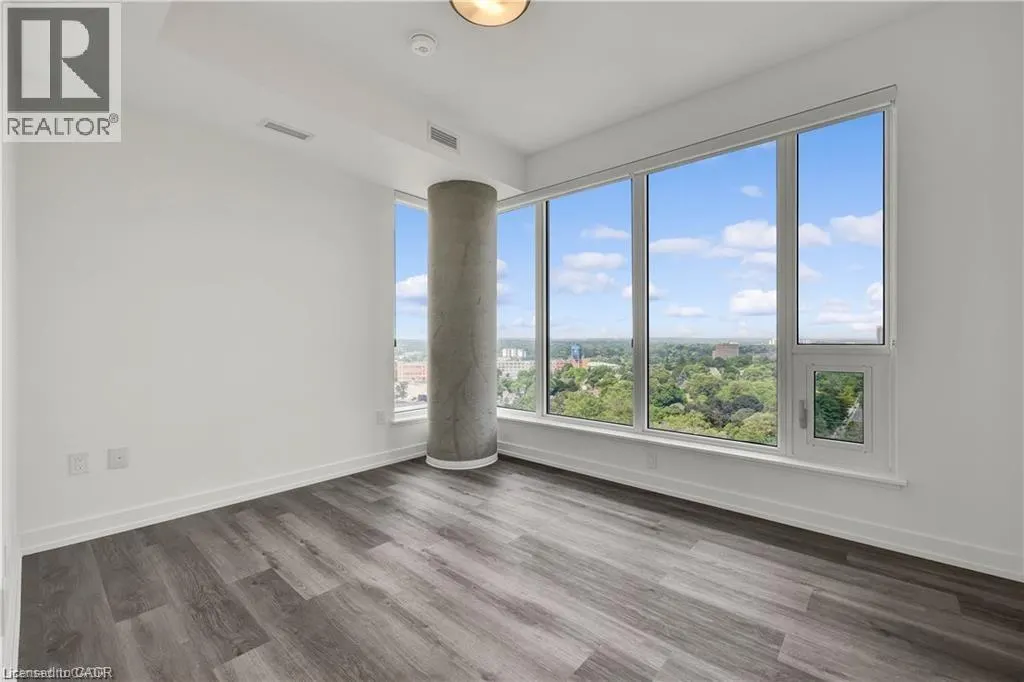 15 WELLINGTON Street S Unit# 2109, #2109