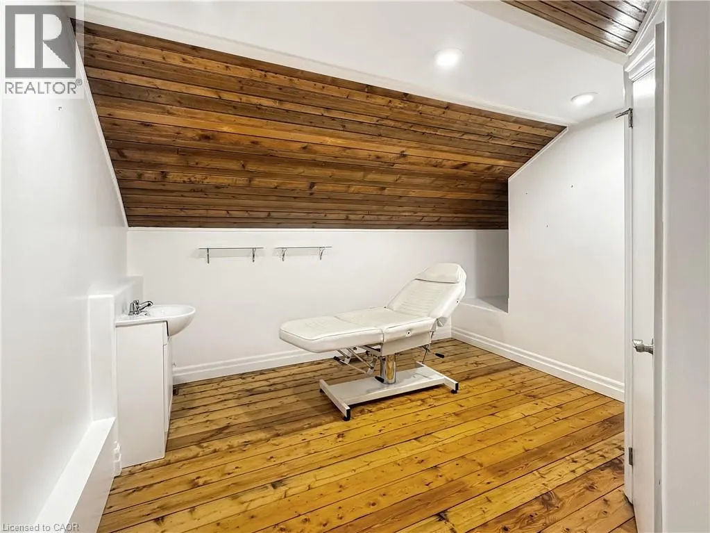 423 KING Street E Unit# 1, #1