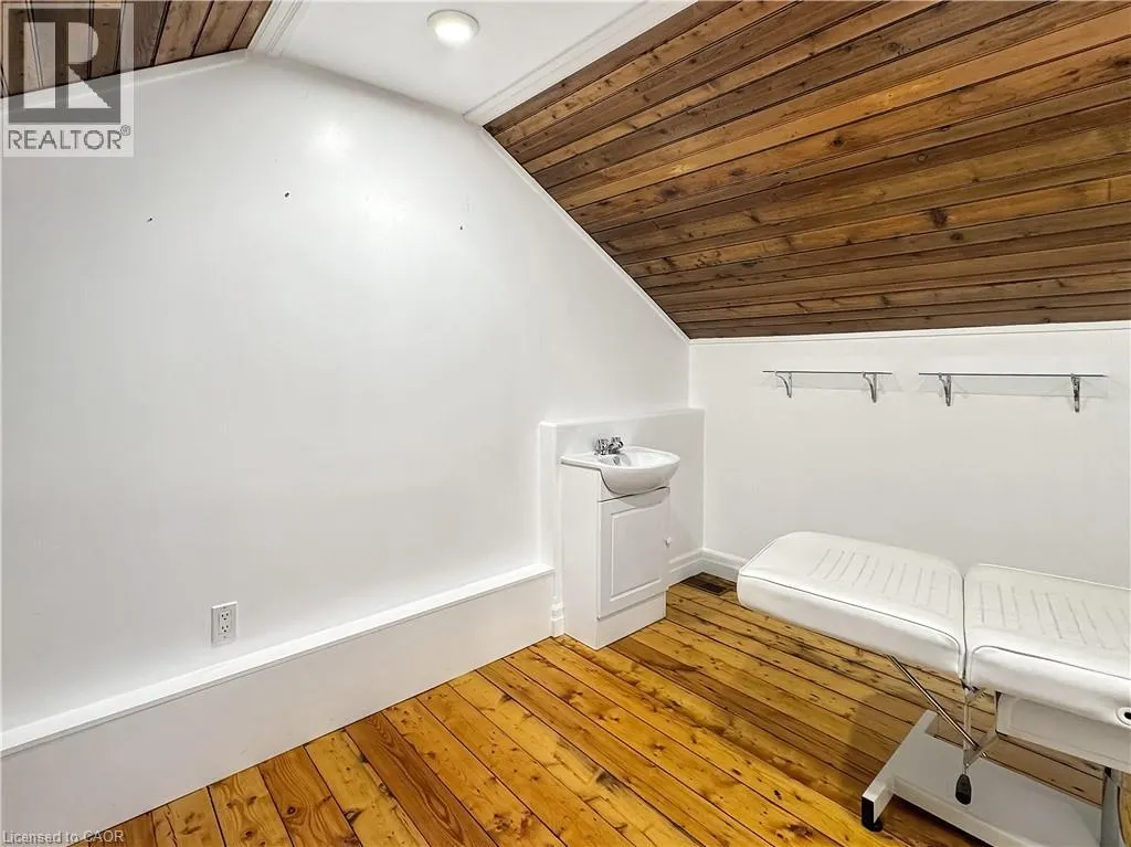 423 KING Street E Unit# 1, #1