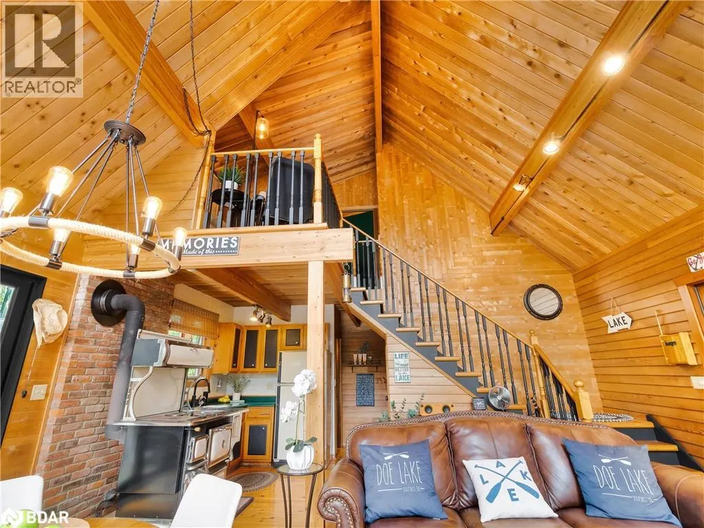 230 DOE LAKE PENINSULA
