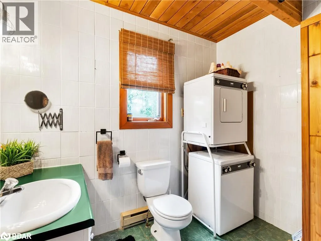 230 DOE LAKE PENINSULA