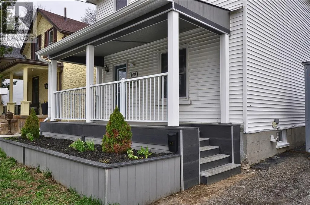 140 FRANCIS Street