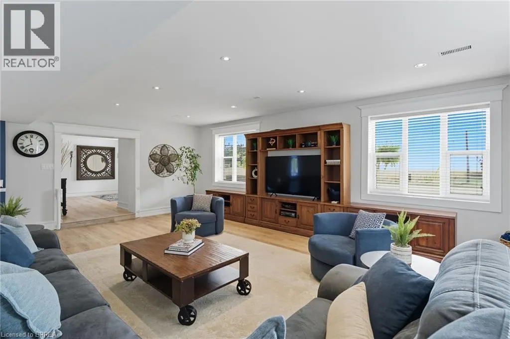 229 PLEASANT RIDGE Road