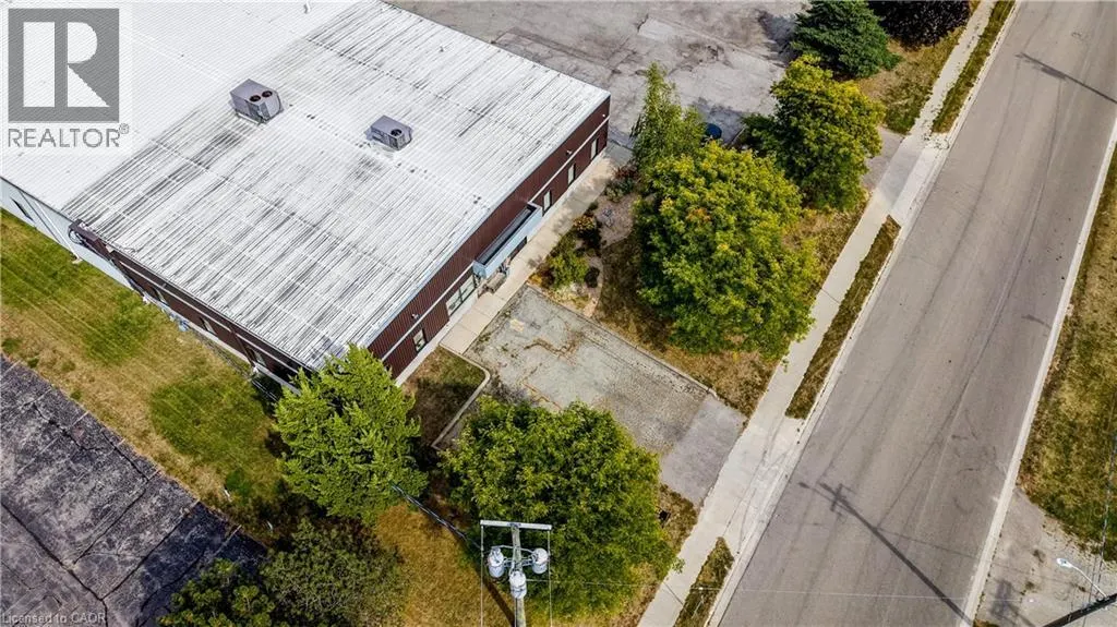 136 DEARBORN Place