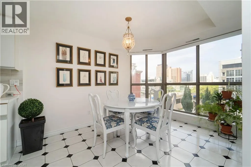 67 CAROLINE Street S Unit# 501, #501
