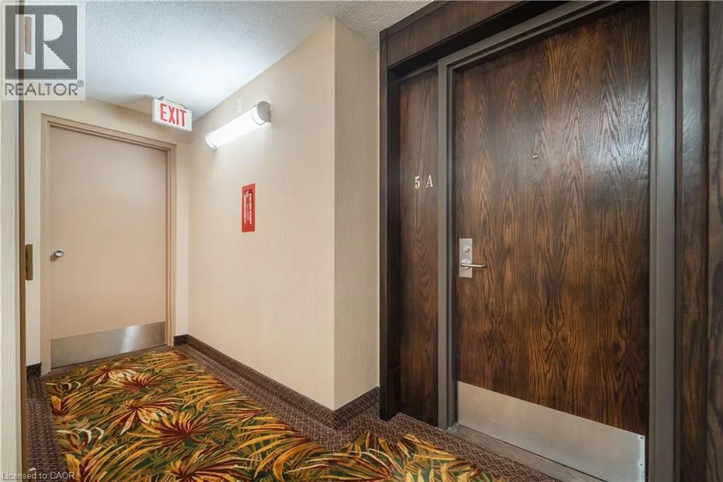 67 CAROLINE Street S Unit# 501, #501