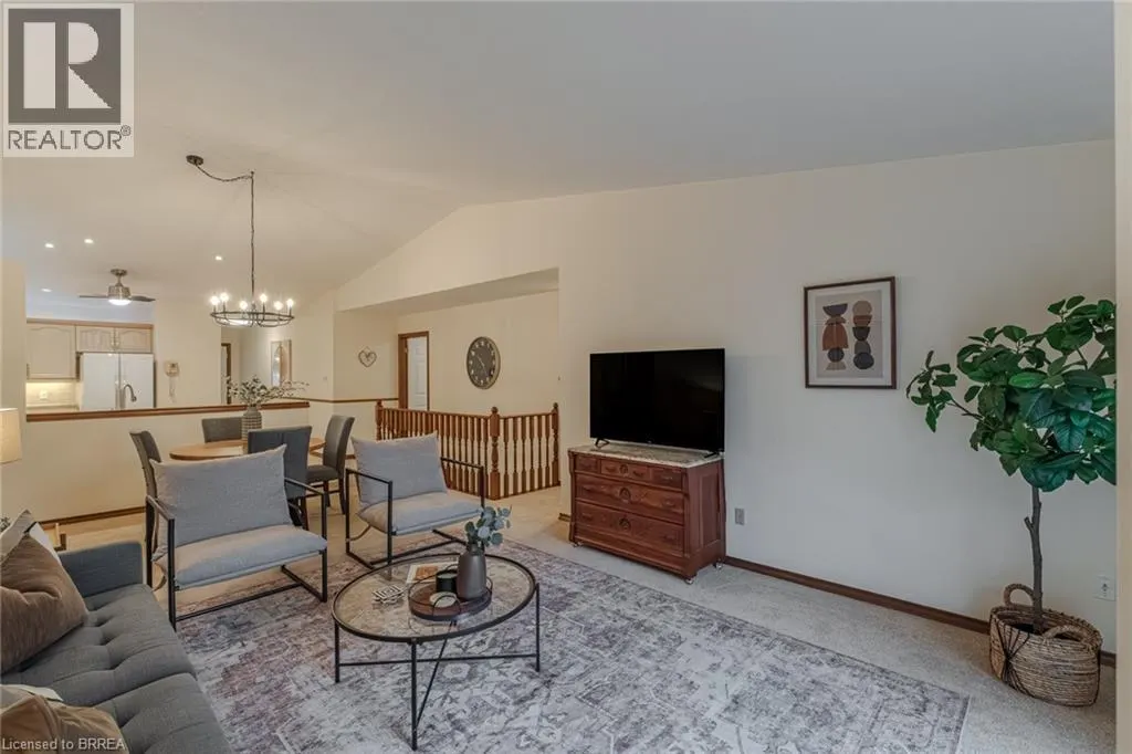 19 HANLON Place Unit# 36, #36