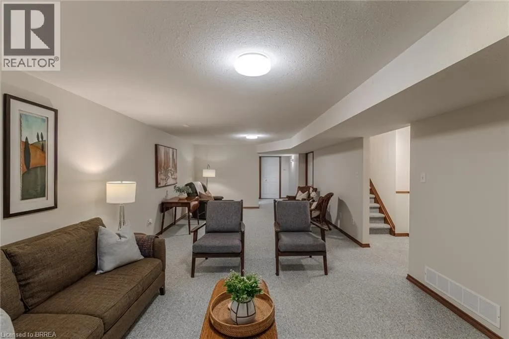 19 HANLON Place Unit# 36, #36