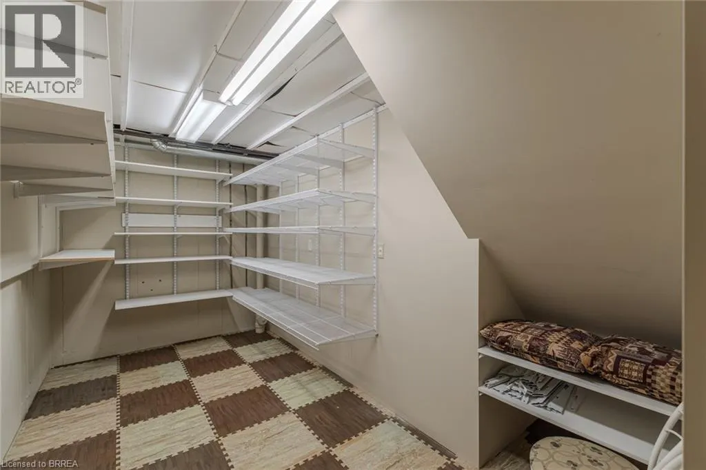 19 HANLON Place Unit# 36, #36