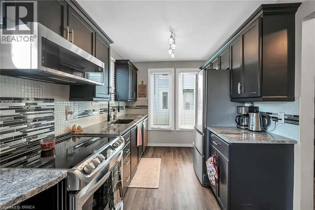 1 BRANTWOOD PARK Road Unit# 2, #2