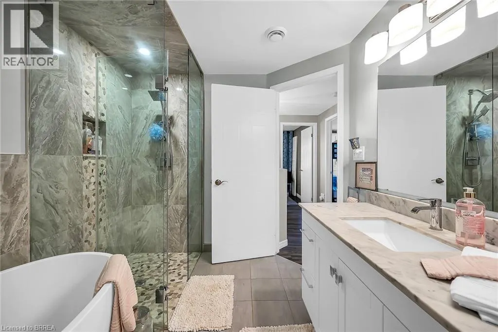 1 BRANTWOOD PARK Road Unit# 2, #2