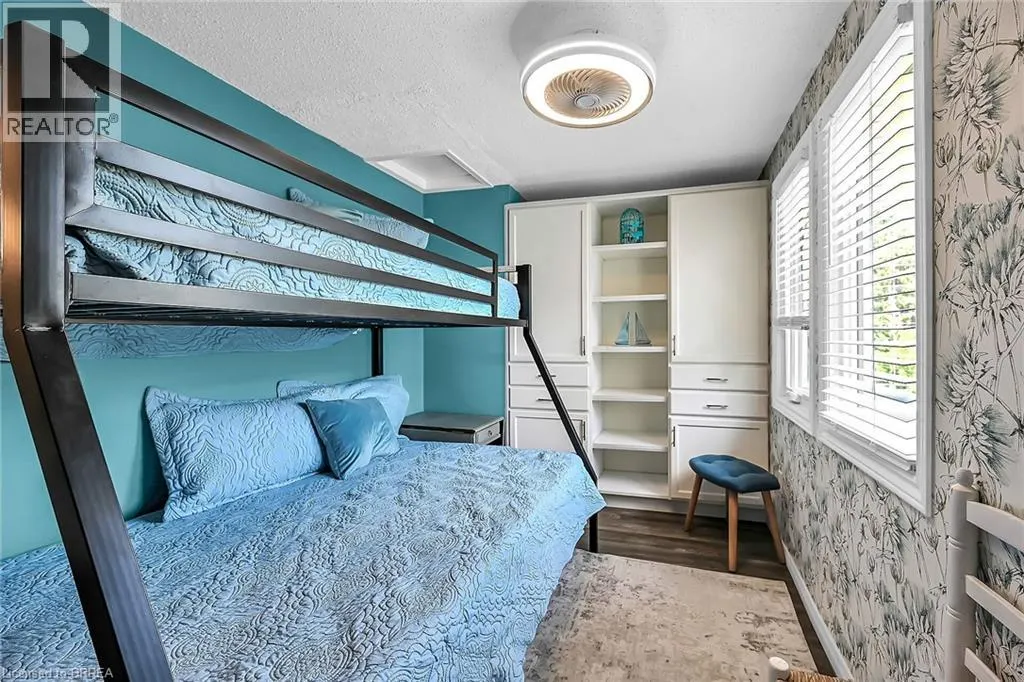 1 BRANTWOOD PARK Road Unit# 2, #2