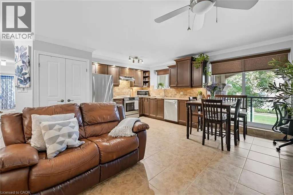 1212 FENNELL Avenue E Unit# 304, #304
