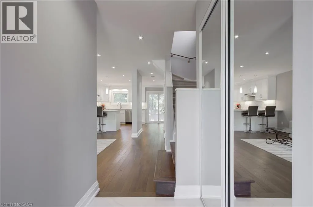 214 ROSS Lane