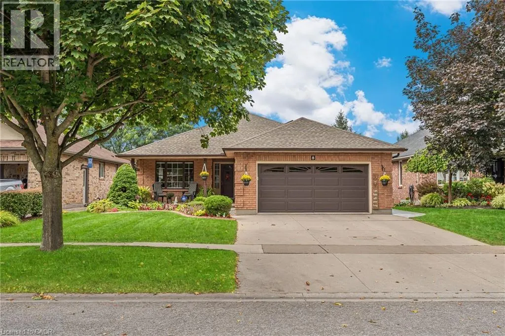 8 OAKRIDGE Boulevard