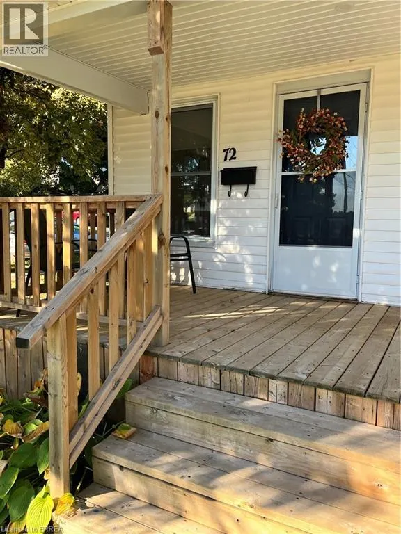 72 KING Lane