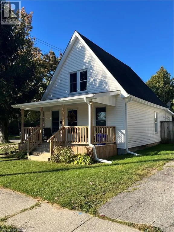 72 KING Lane