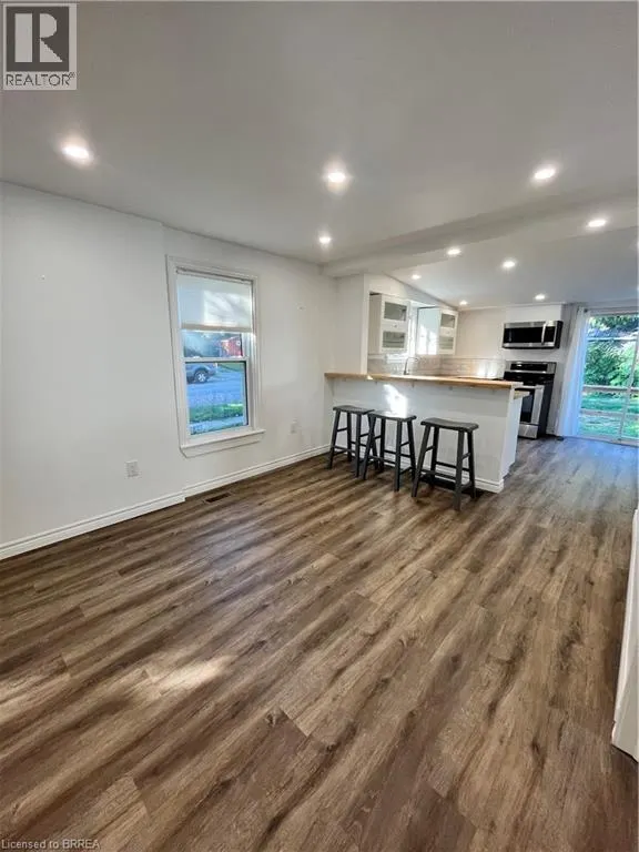 72 KING Lane