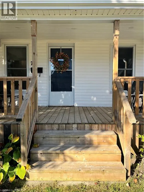 72 KING Lane