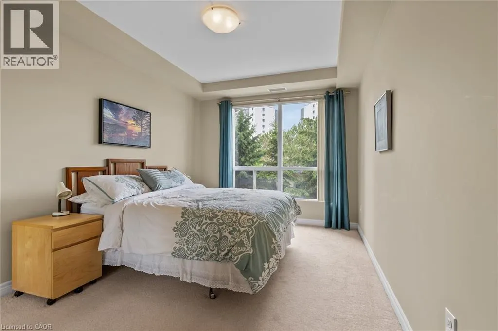 539 BELMONT Avenue W Unit# 208, #208